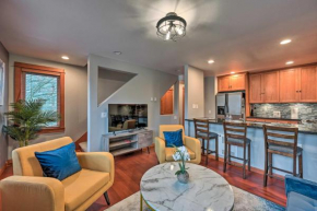 Stylish Townhome about 6 Miles to Downtown Seattle!